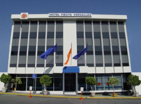 Гостиница Fiesta Versalles  Монтерей